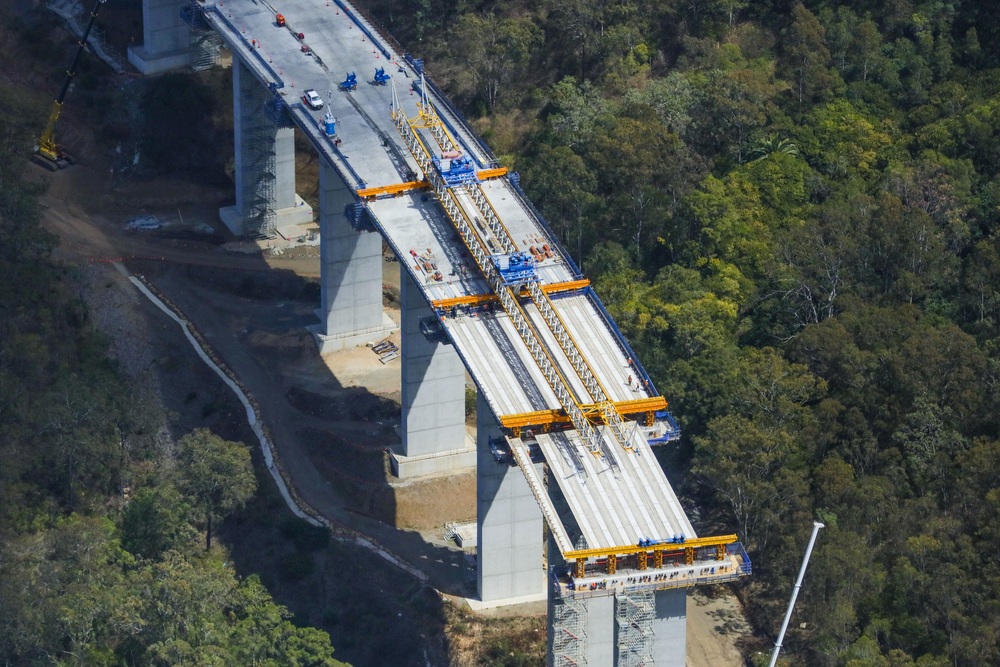 Imagen de construcción de un puente
